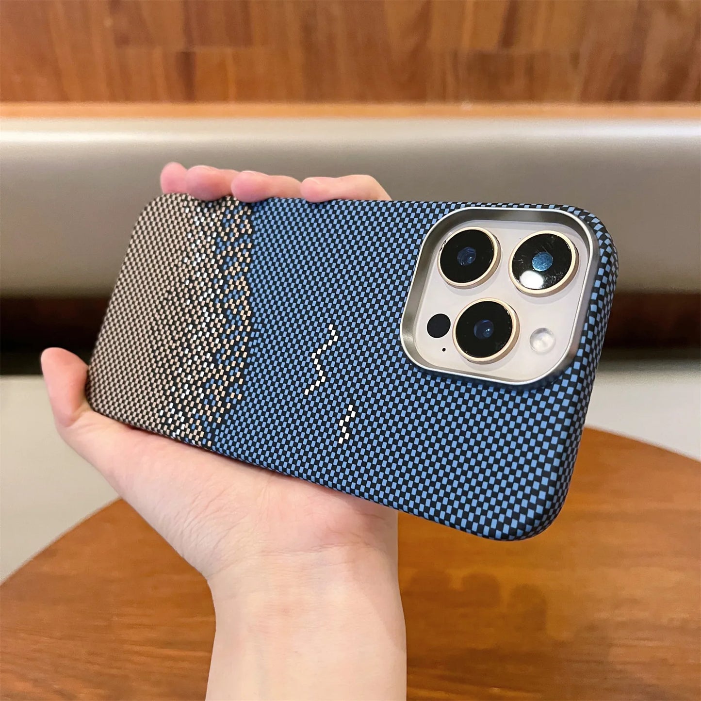 Luxury Carbon Fiber Magsafe IPhone Case