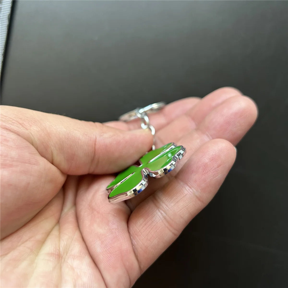 Green Four-Leaf Alloy Keychain