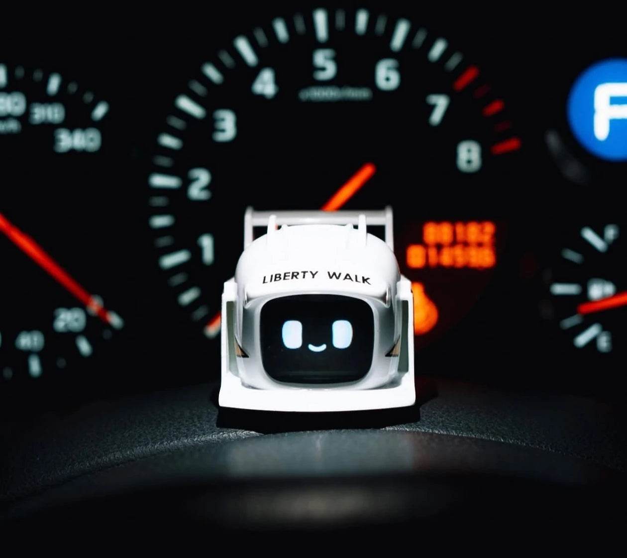 MOCHI DASAI Car Mounted Robot