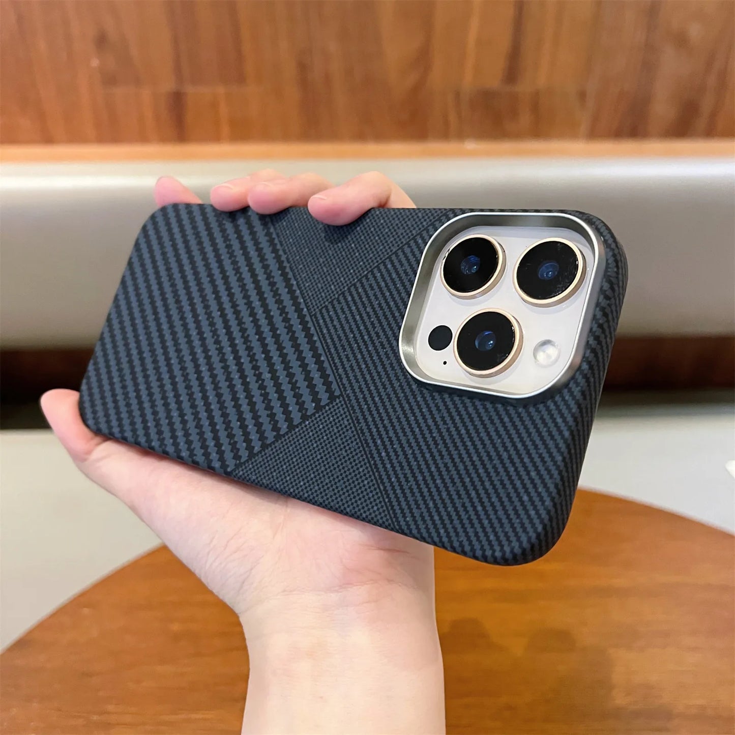 Luxury Carbon Fiber Magsafe IPhone Case