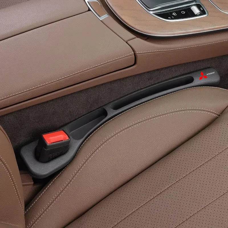 Mitsubishi Gap Strip