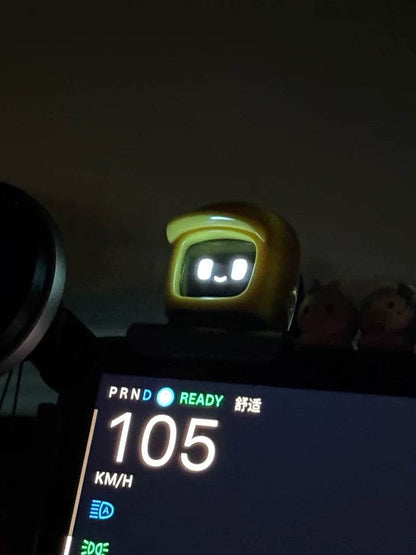 MOCHI DASAI Car Mounted Robot