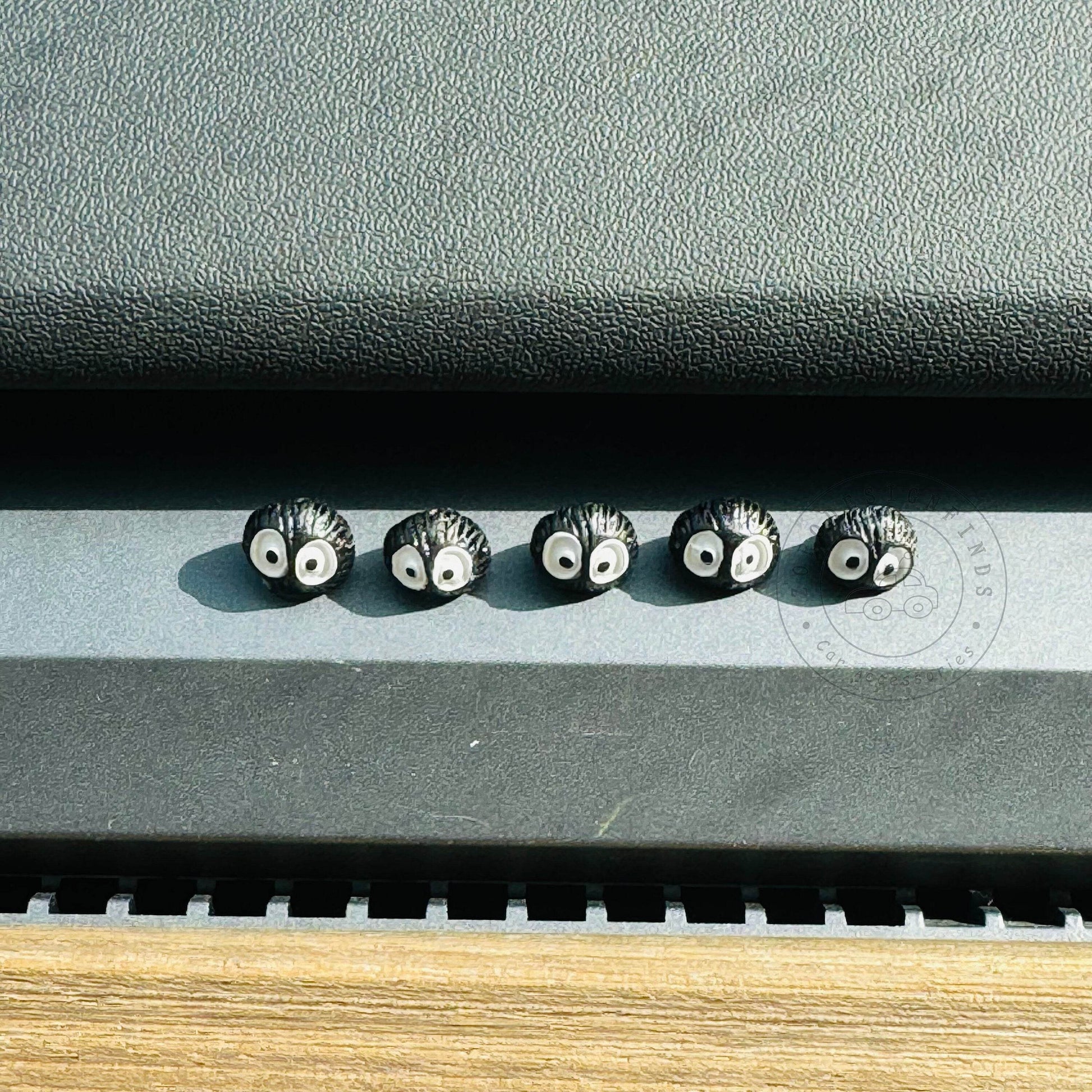 5pcs Small Black Briquet